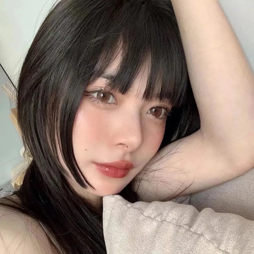 染成茜色的坂道